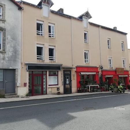Appart-Alma Saint Laurent sur Sevre Bagian luar foto