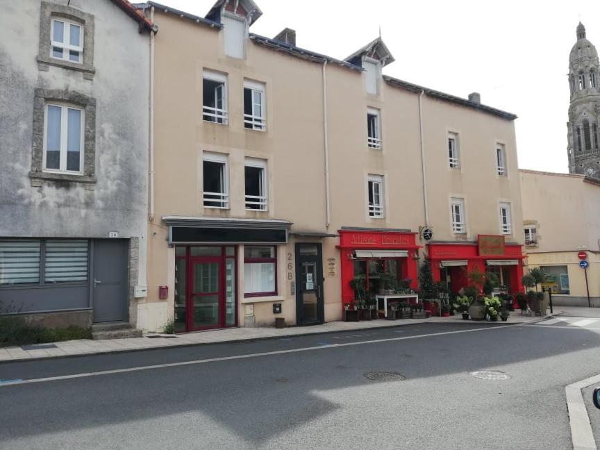 Appart-Alma Saint Laurent sur Sevre Bagian luar foto