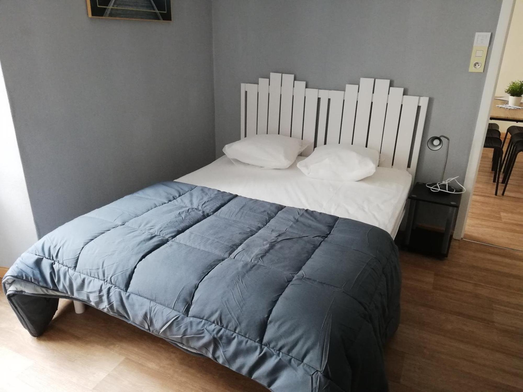 Appart-Alma Saint Laurent sur Sevre Bagian luar foto